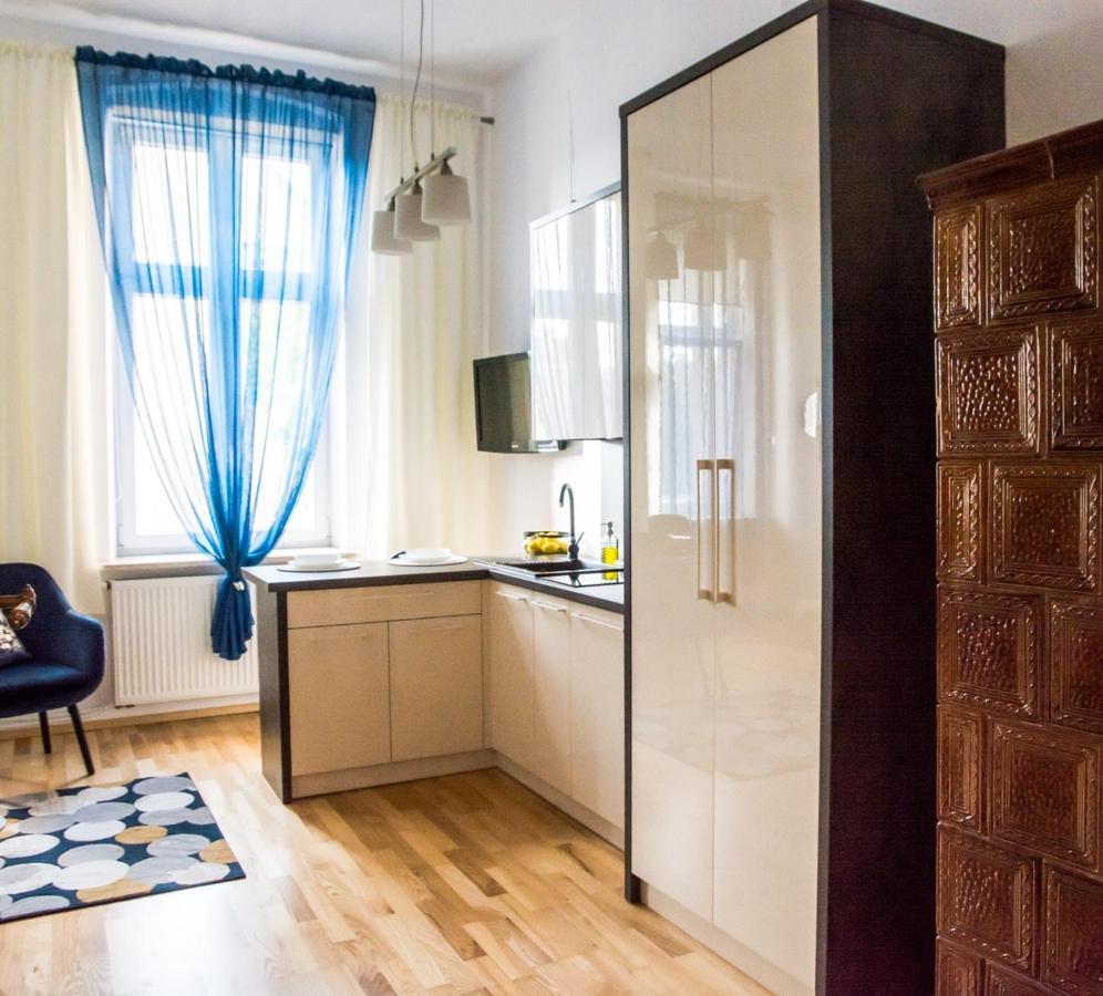 15 Apartament *